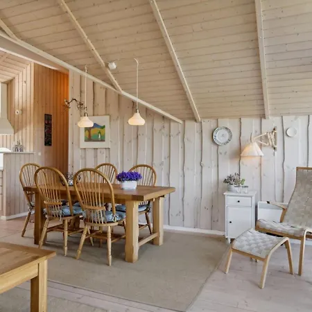 Sukie - 100m From The Sea By Interhome Klint