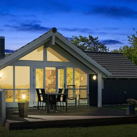 Sukie - 100m From The Sea By Interhome Klint
